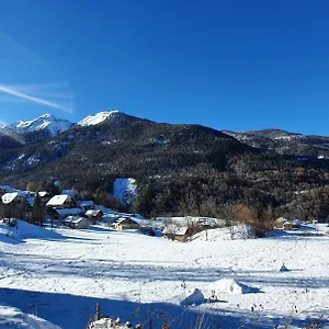 De Charme Au Melezet, Les Orres. Plein Sud. Les Orres